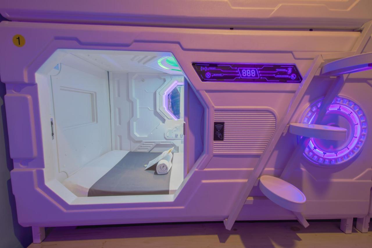 Capsule Inn Bali Legian  Luaran gambar